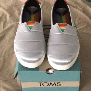 Tom’s mallow Silver metallic rainbow
